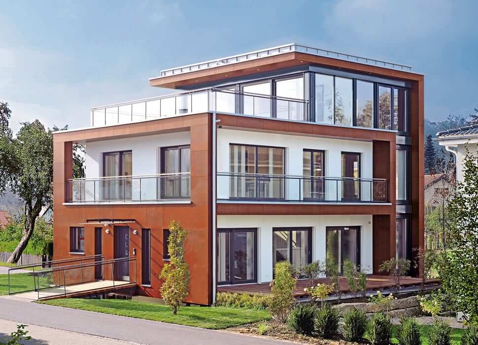 Antracit-szürke ablakok családi házra